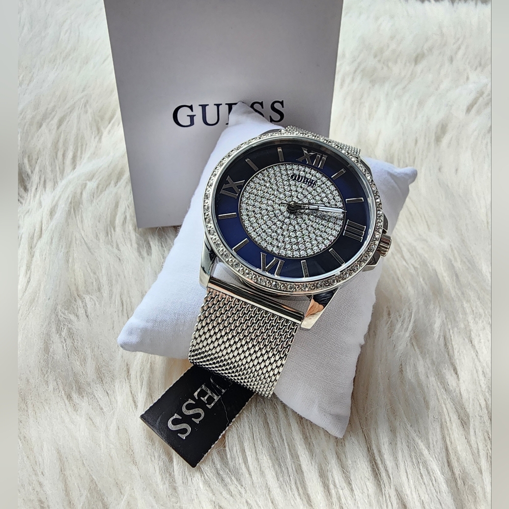 GUESS Watch Original Brand New With Tag - Picture 4 of 9